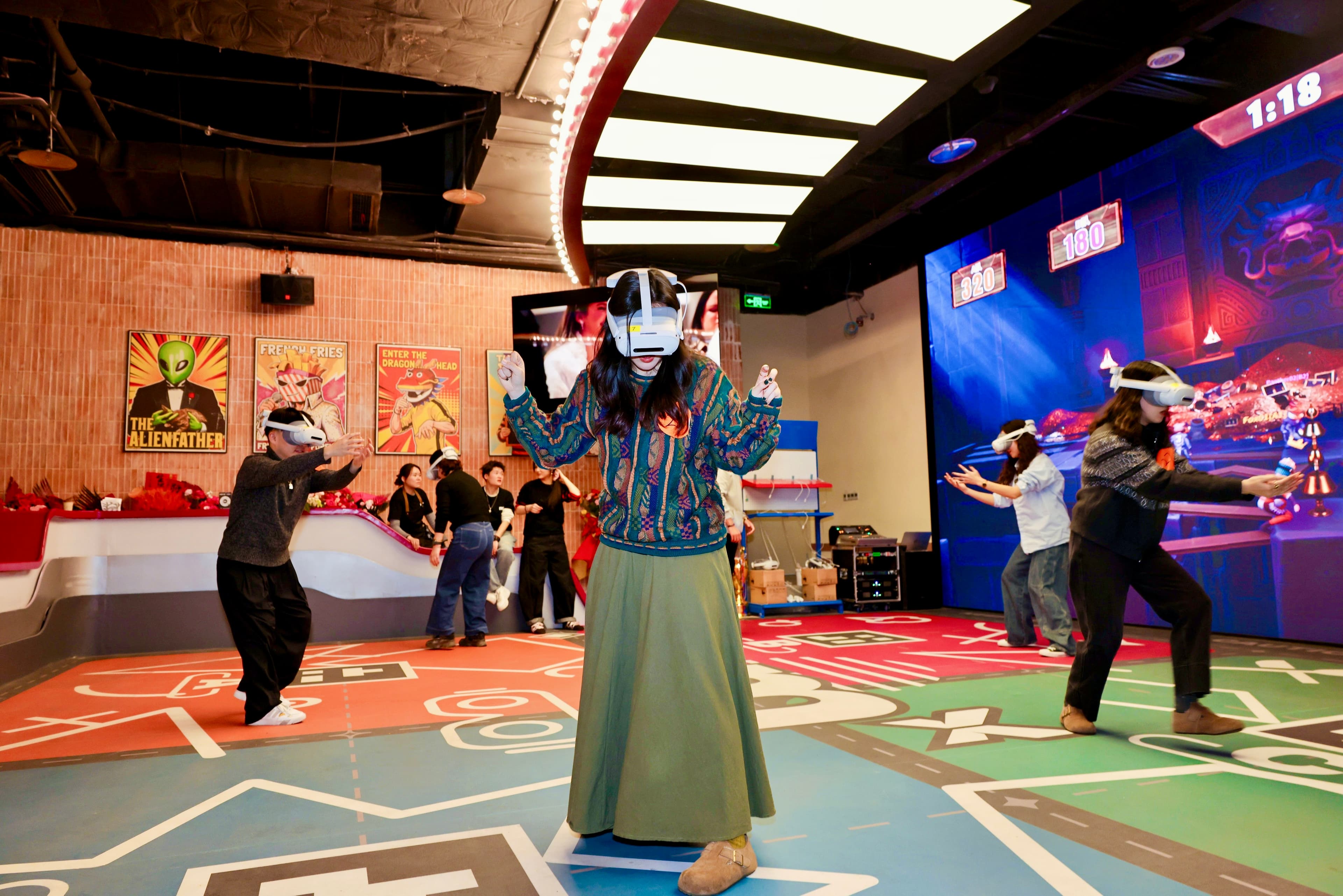 Guests playing Open Play at MirraArena Chongqing